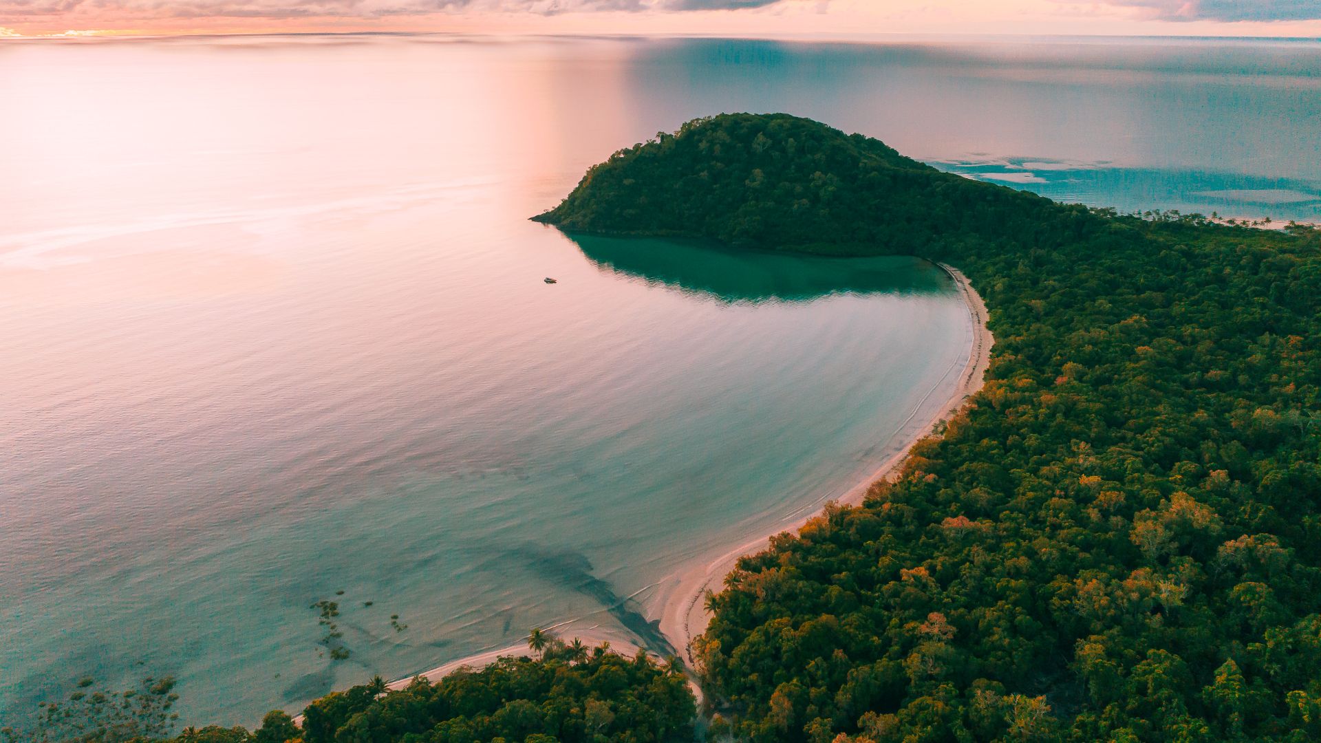 Queensland ocean & rainforest experience | 2026 / 2027 | Travelbag