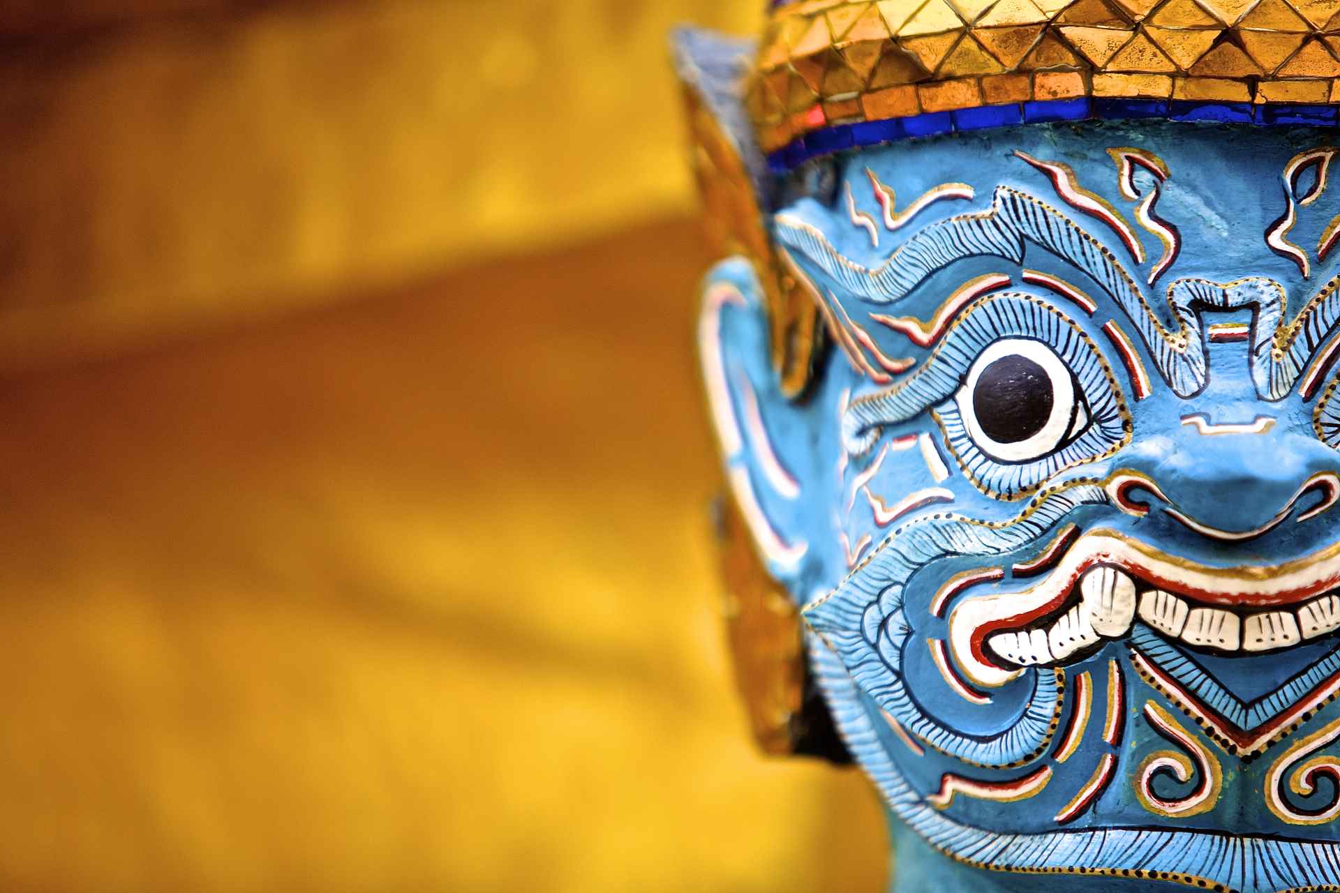 Thailand Flights 2024 / 2025 Travelbag