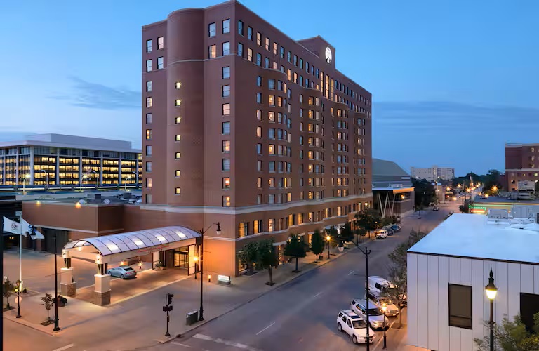 President Abraham Lincoln Springfield - a DoubleTree by Hilton Hotel ...