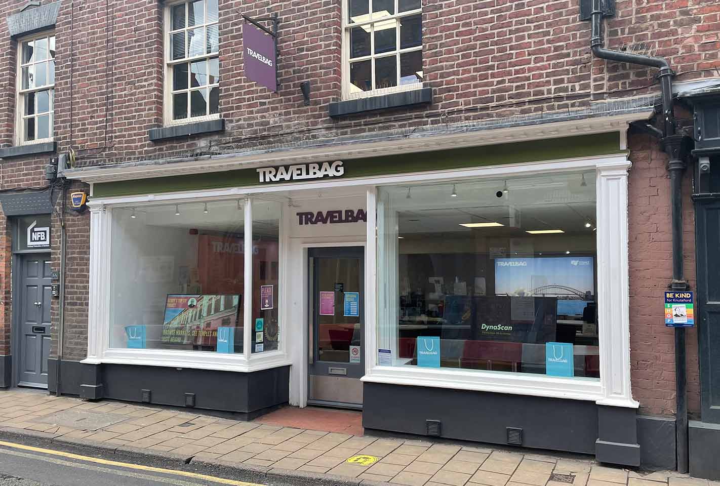 Knutsford Shop 2024 / 2025 Travelbag