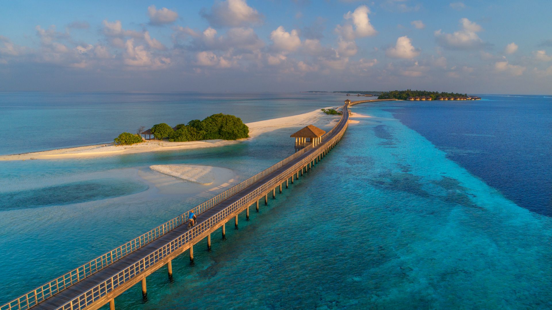 The Residence Maldives Dhigurah 2024 / 2025 Travelbag