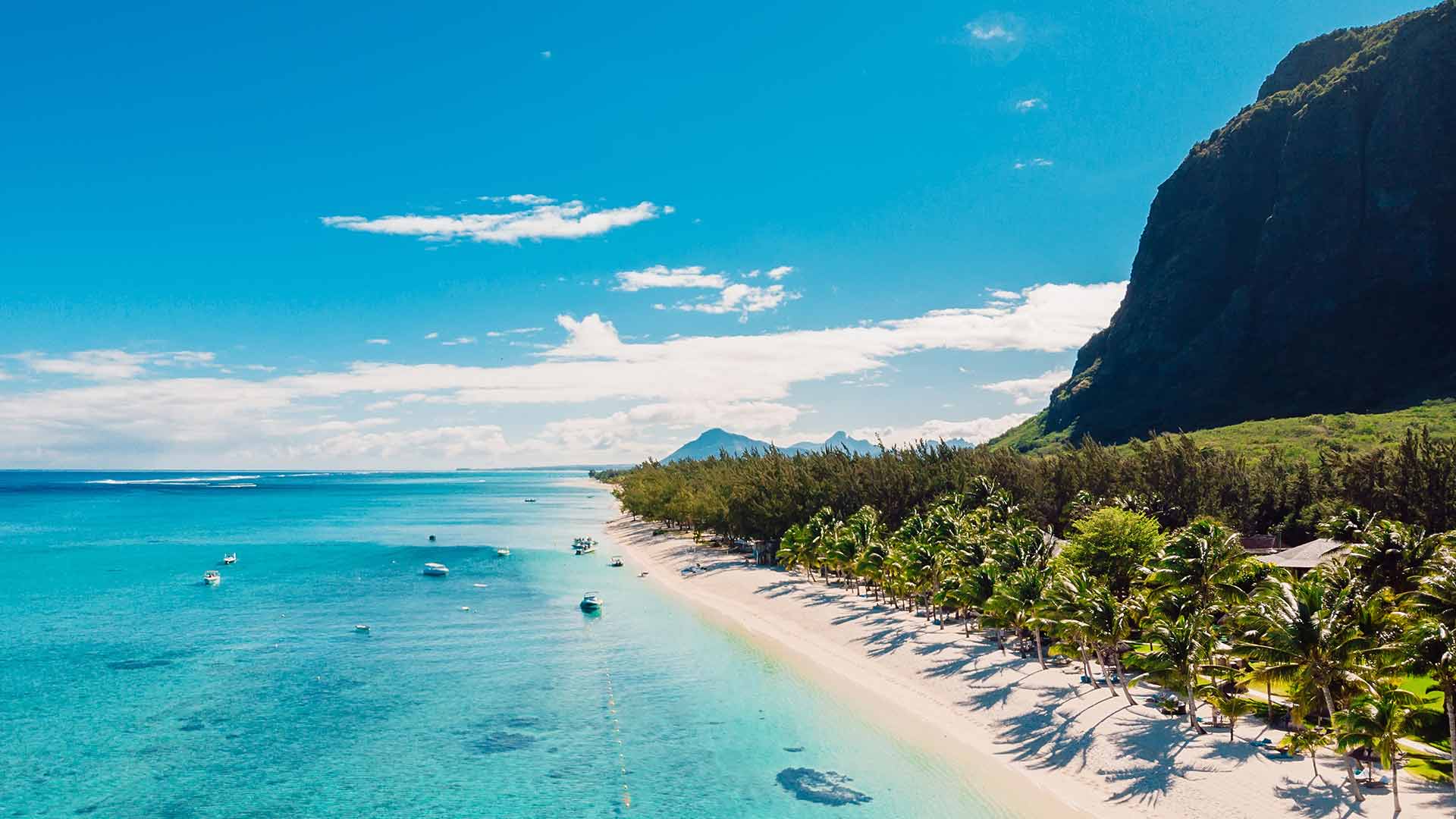 Le Morne Holidays Mauritius 2024 / 2025 Travelbag