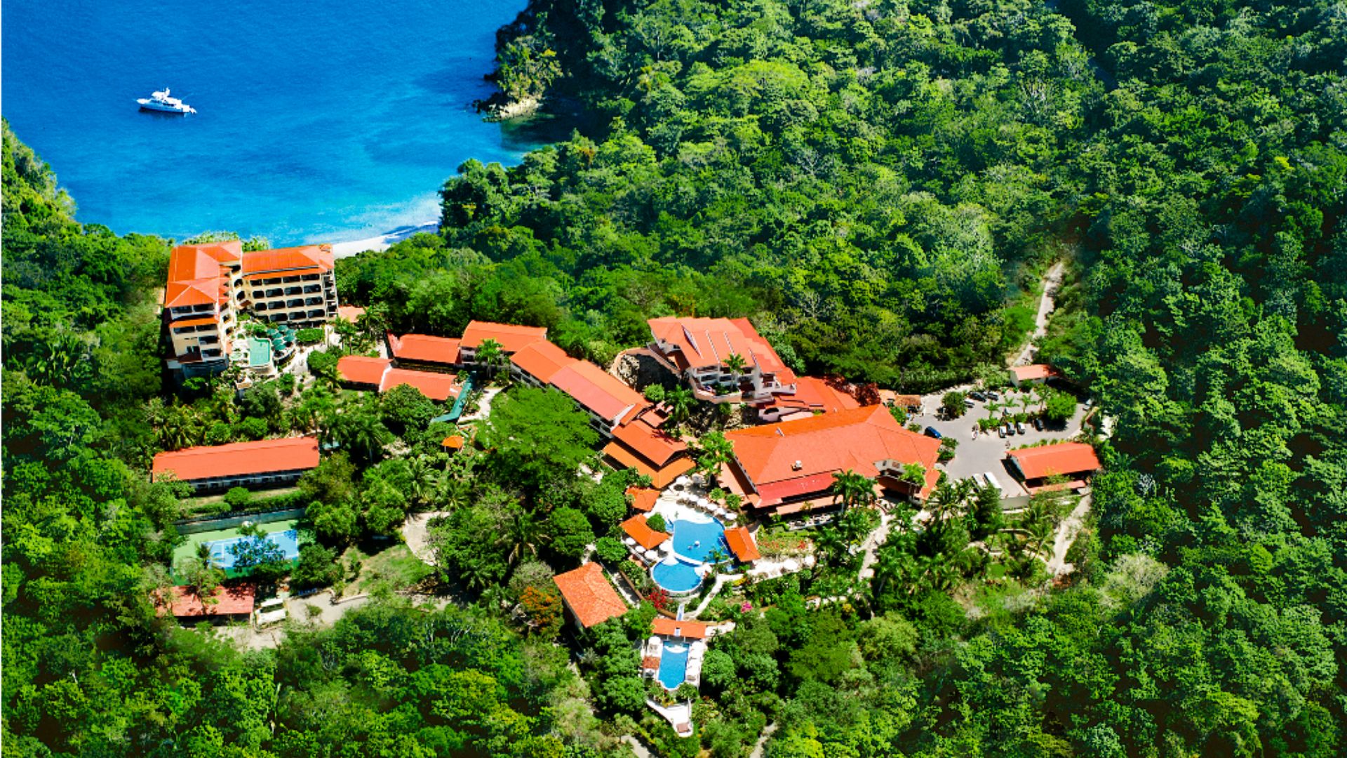 Parador Nature Resort and Spa 2024 / 2025 Travelbag