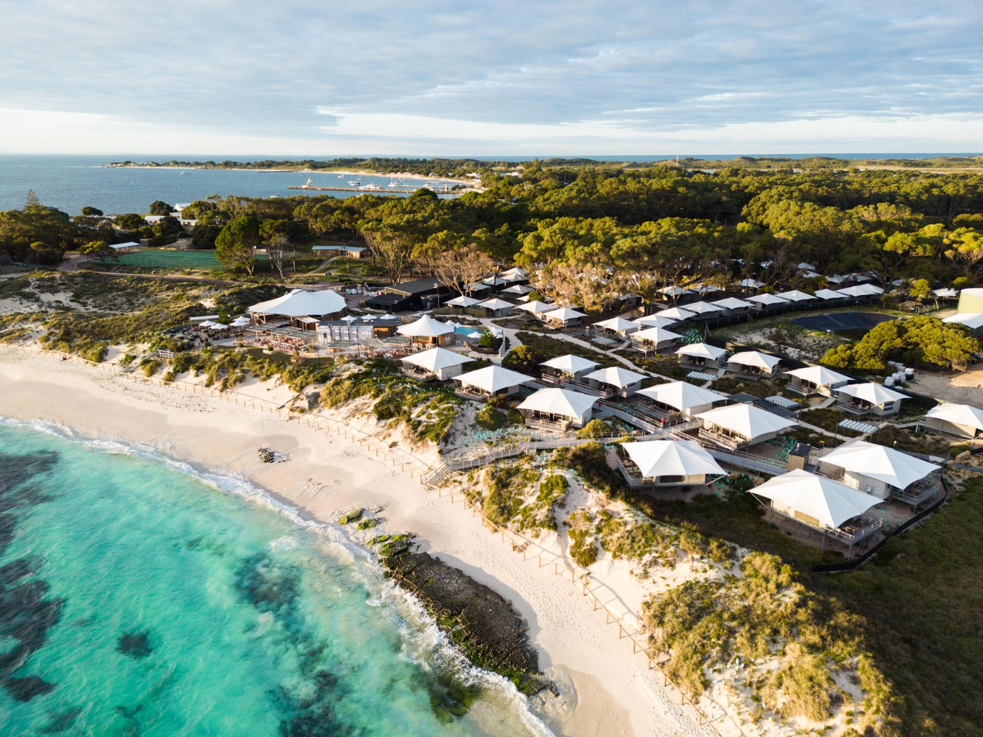 12 Day Australia Glamping and Wildlife Safari 2024 / 2025 Travelbag