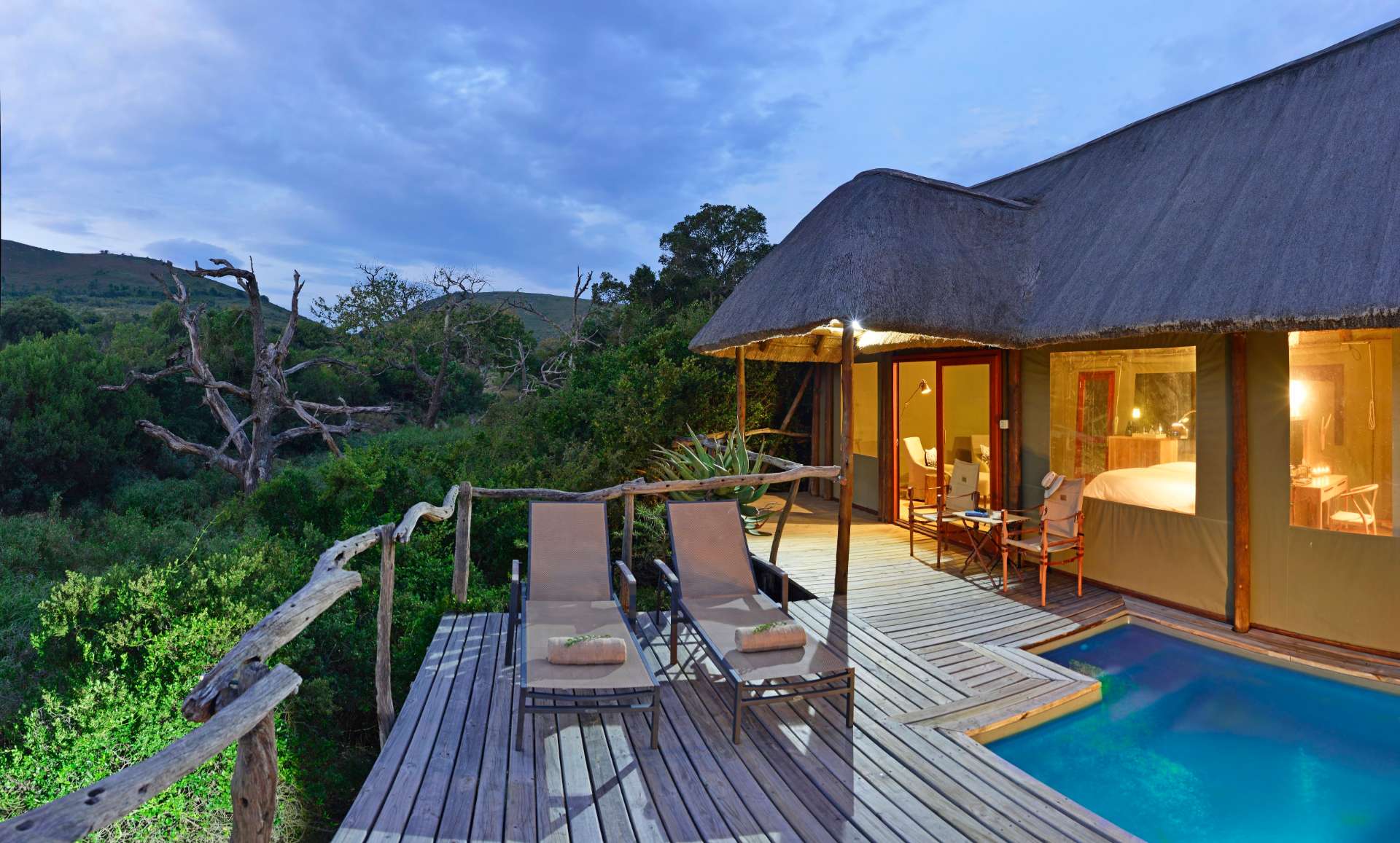 South Africa Safari Lodges 2024 / 2025 Travelbag
