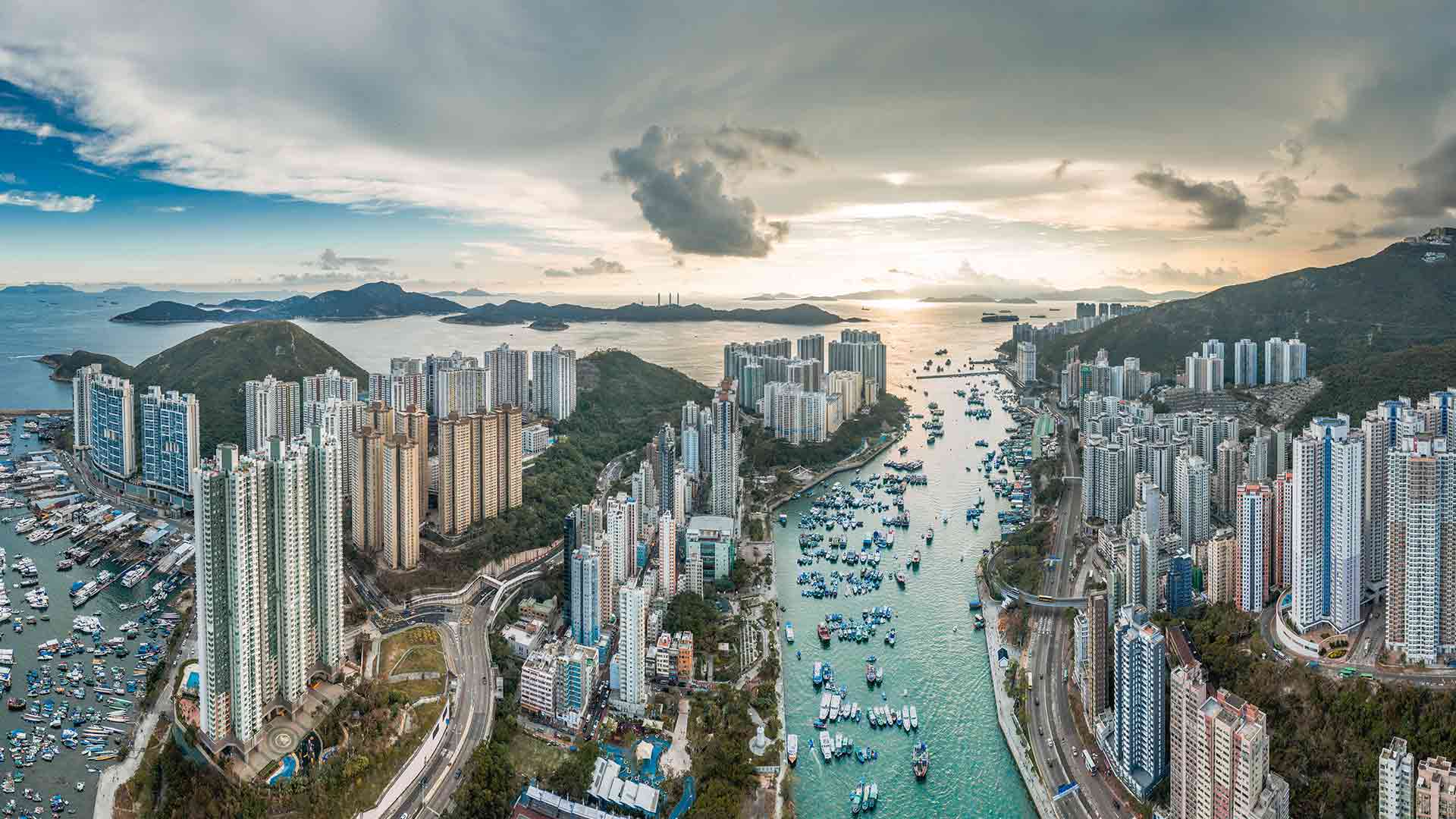 Hong Kong Offers 2024 / 2025 Travelbag