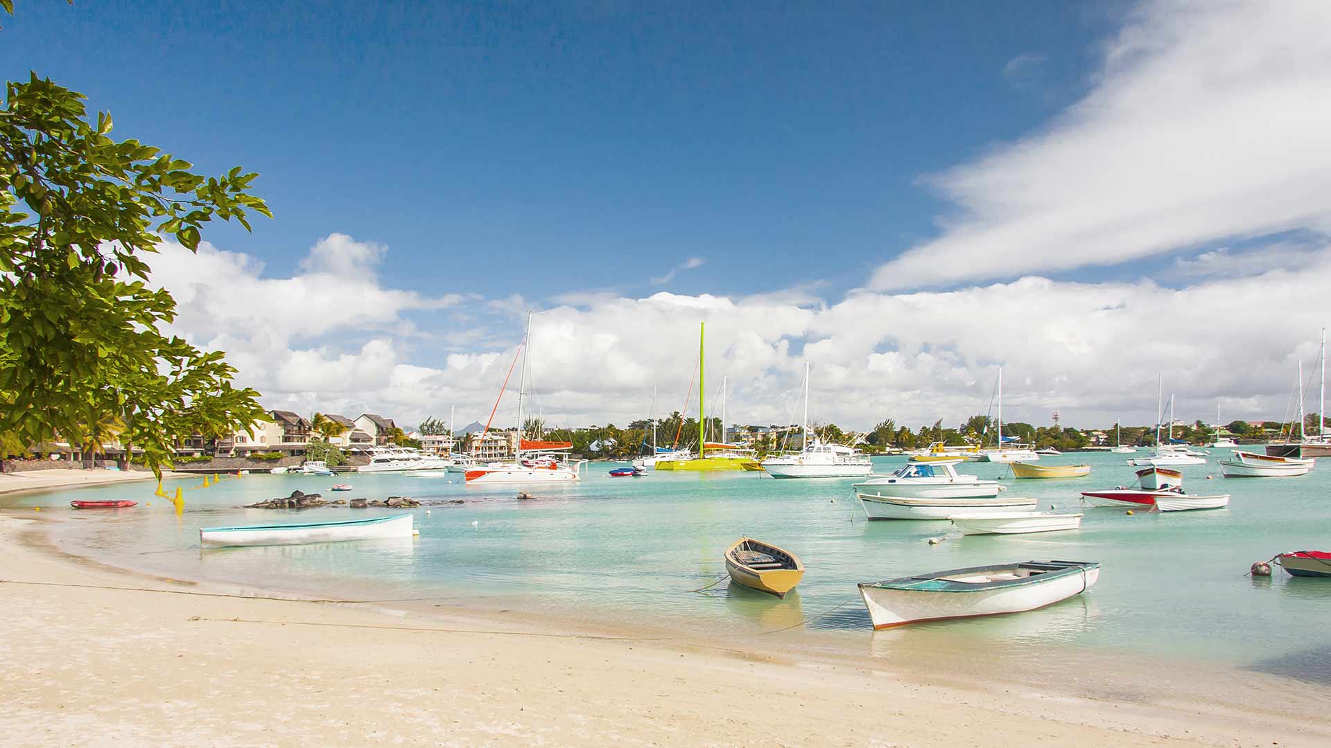 Grand Baie Holidays 2024 / 2025 Travelbag