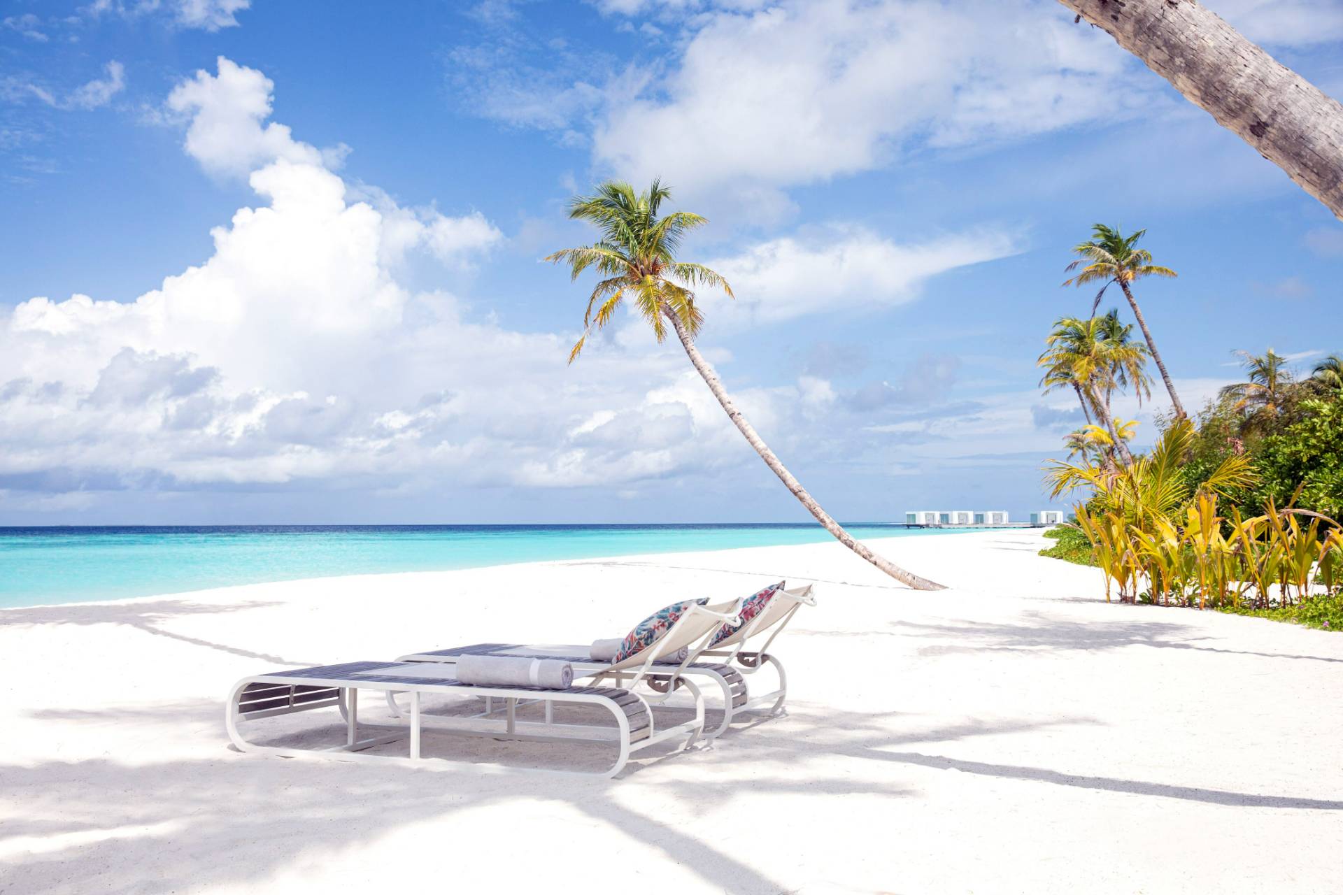 Jumeirah Maldives, Olhahali Island 2024 / 2025 Travelbag