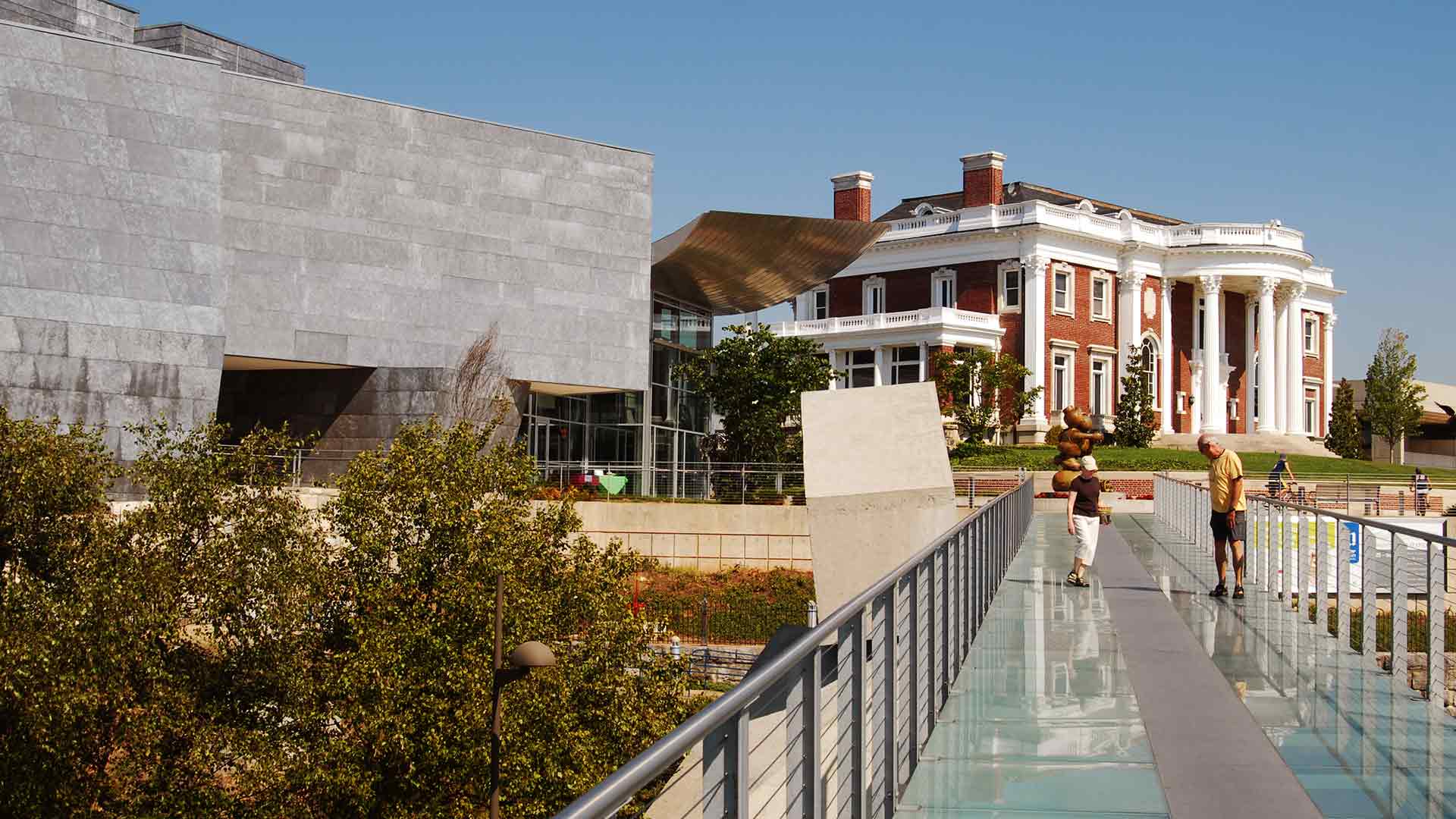 Tennessee Holidays 2025 / 2025 Travelbag