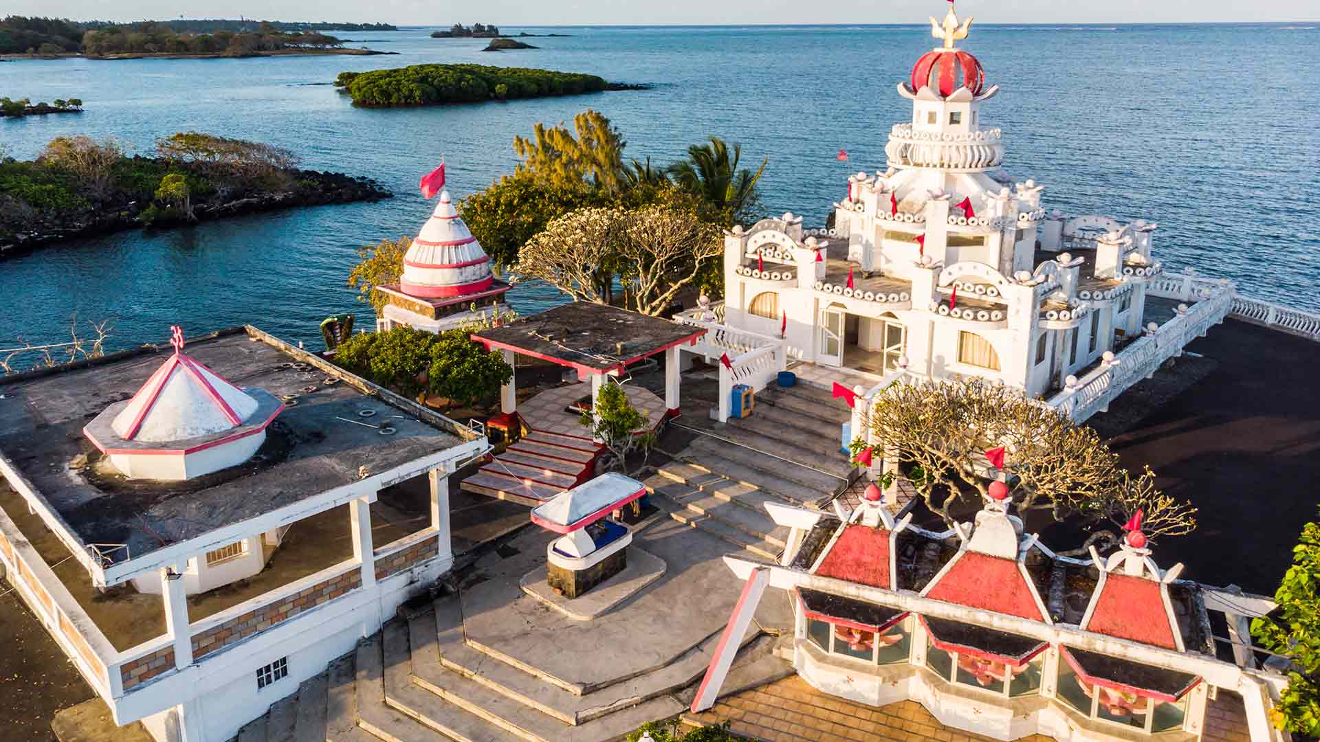 Belle Mare Holidays Mauritius 2024 / 2025 Travelbag