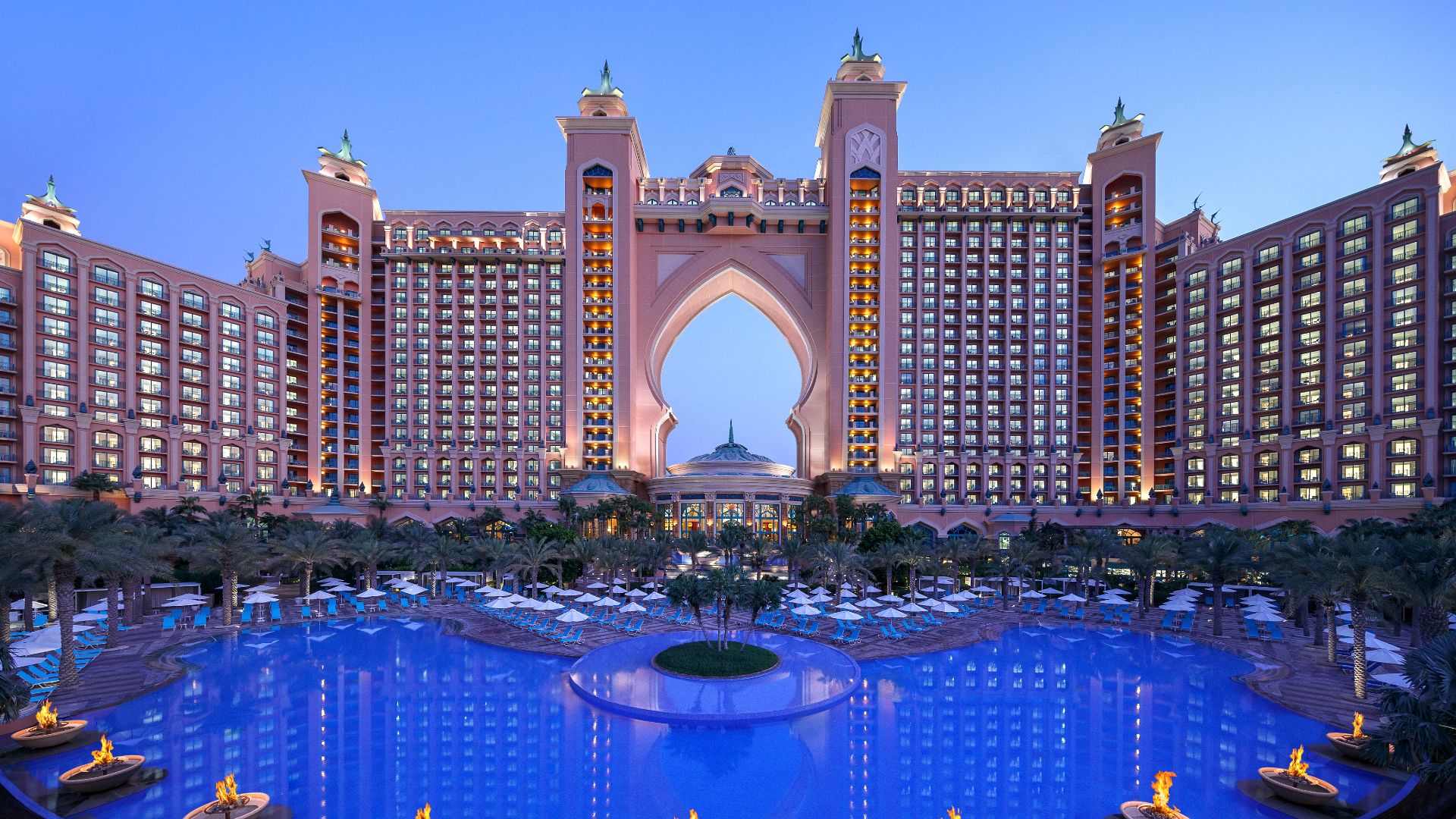 Atlantis, The Palm 2024 / 2025 Travelbag