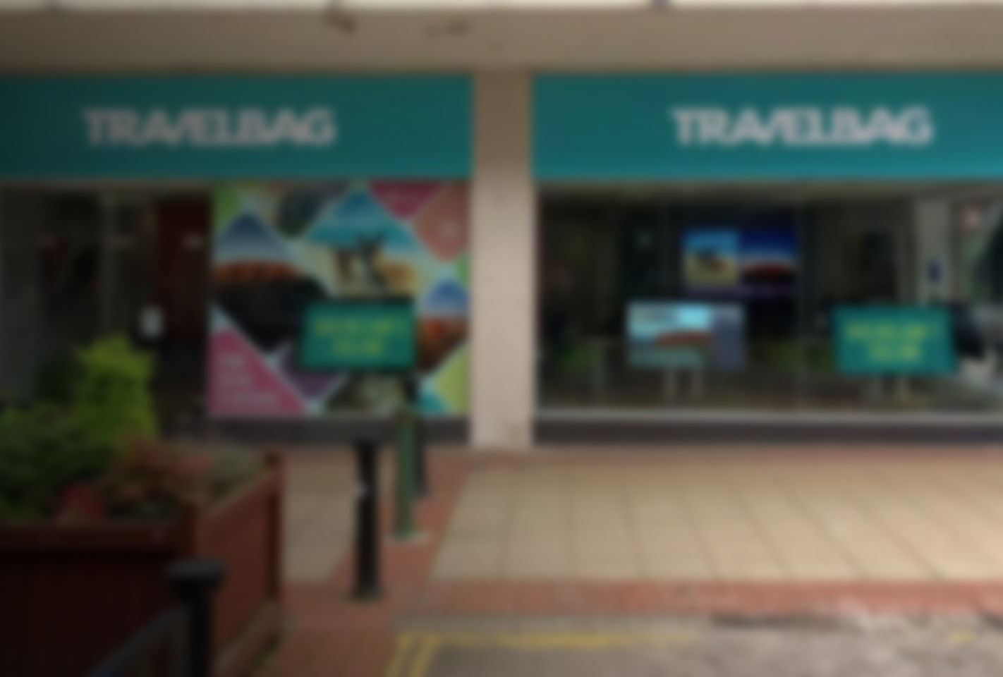 Solihull Shop 2024 / 2025 Travelbag