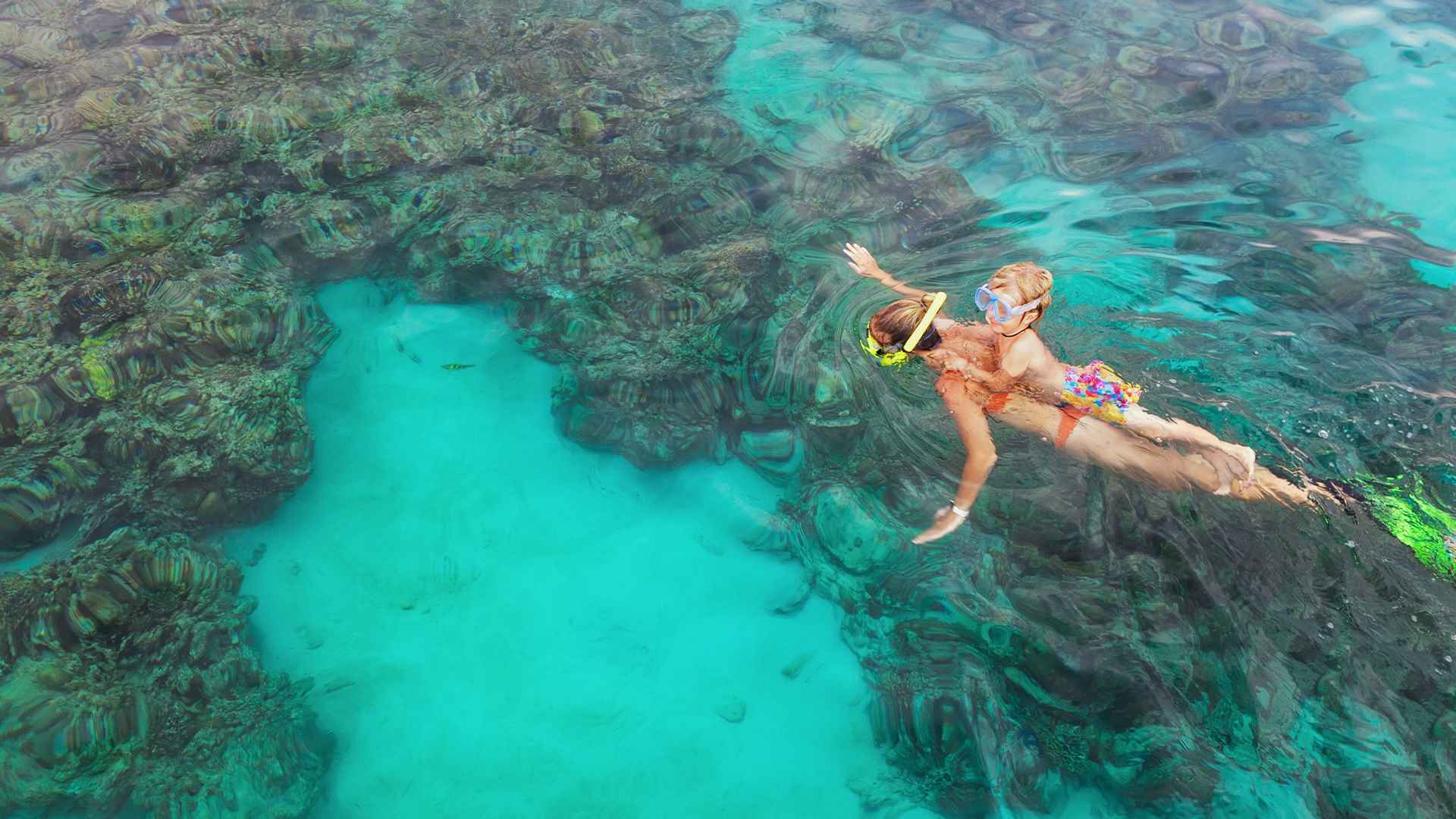 Maldives MultiCentre Holidays 2024 / 2025 Travelbag